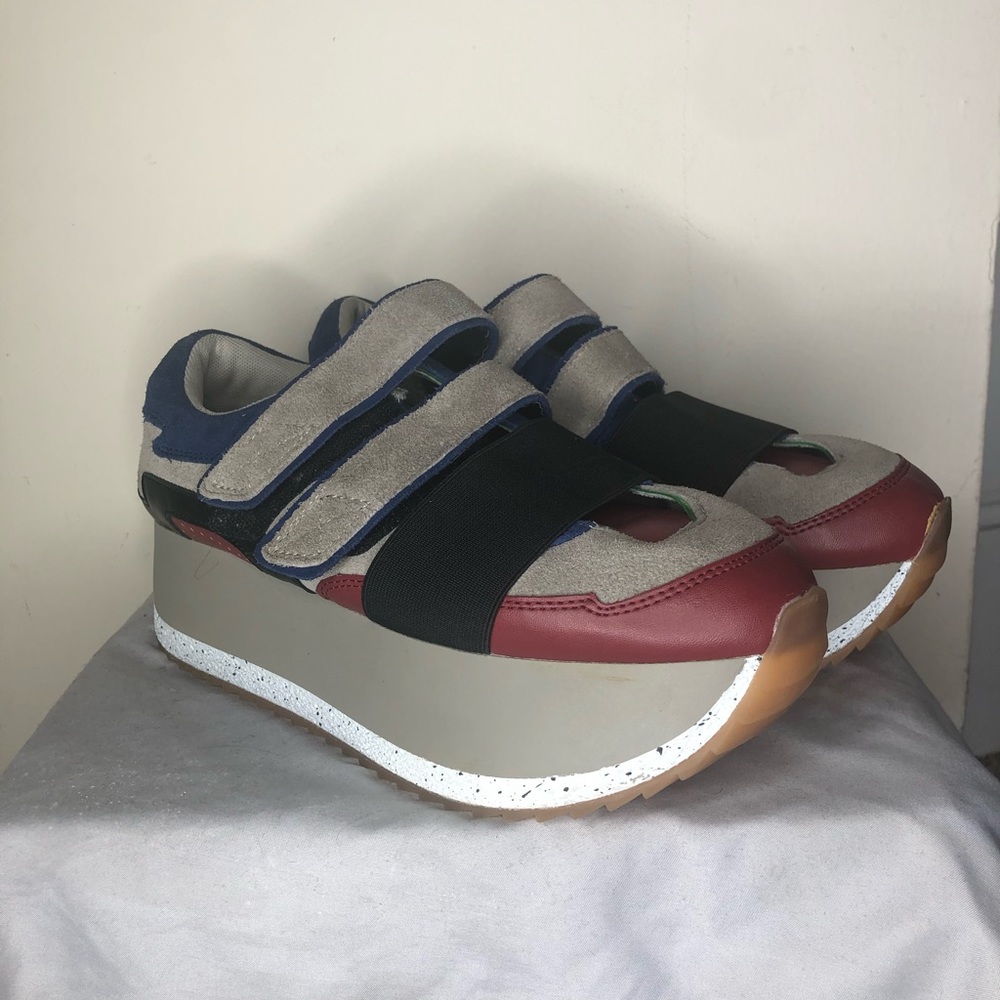 Zara stake sneaker (women)